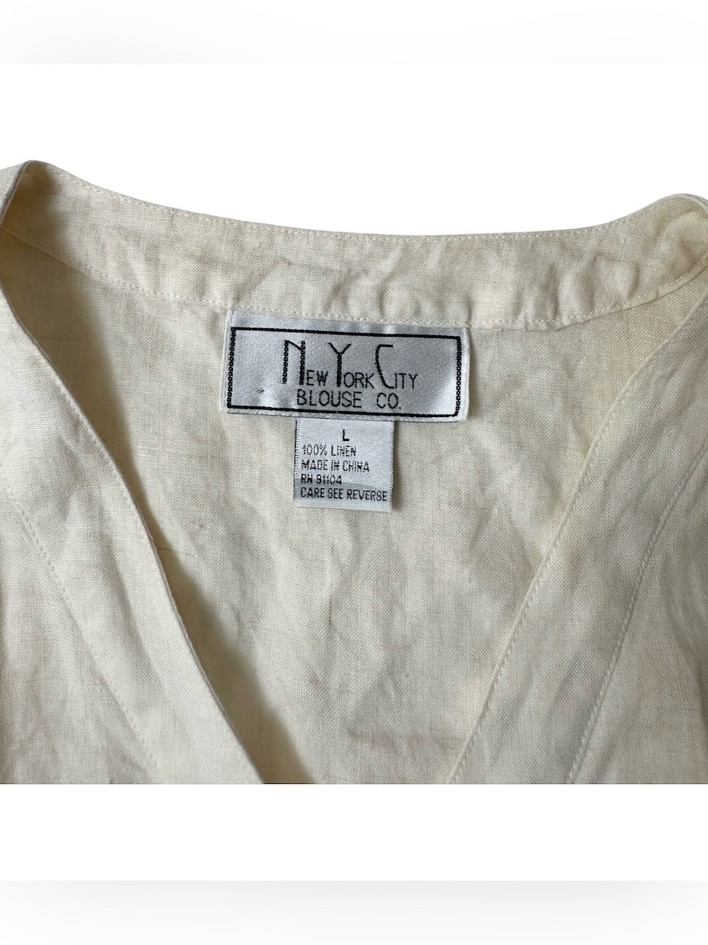 90s New York City Blouse Co. 100% Linen V-Neck Short Sleeved Blouse Quiet Luxury